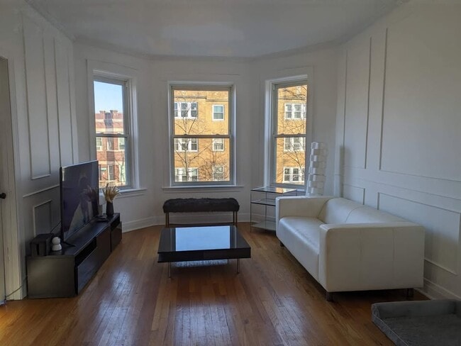 Photo - 2506 N Avers Ave Unidad 2