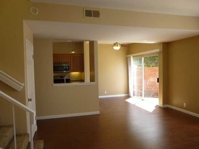Photo - Updated Townhome in Country Club Village Green