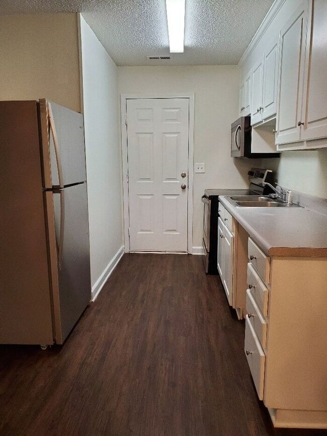 Photo - Gorgeous, like new with all stainless appliances!