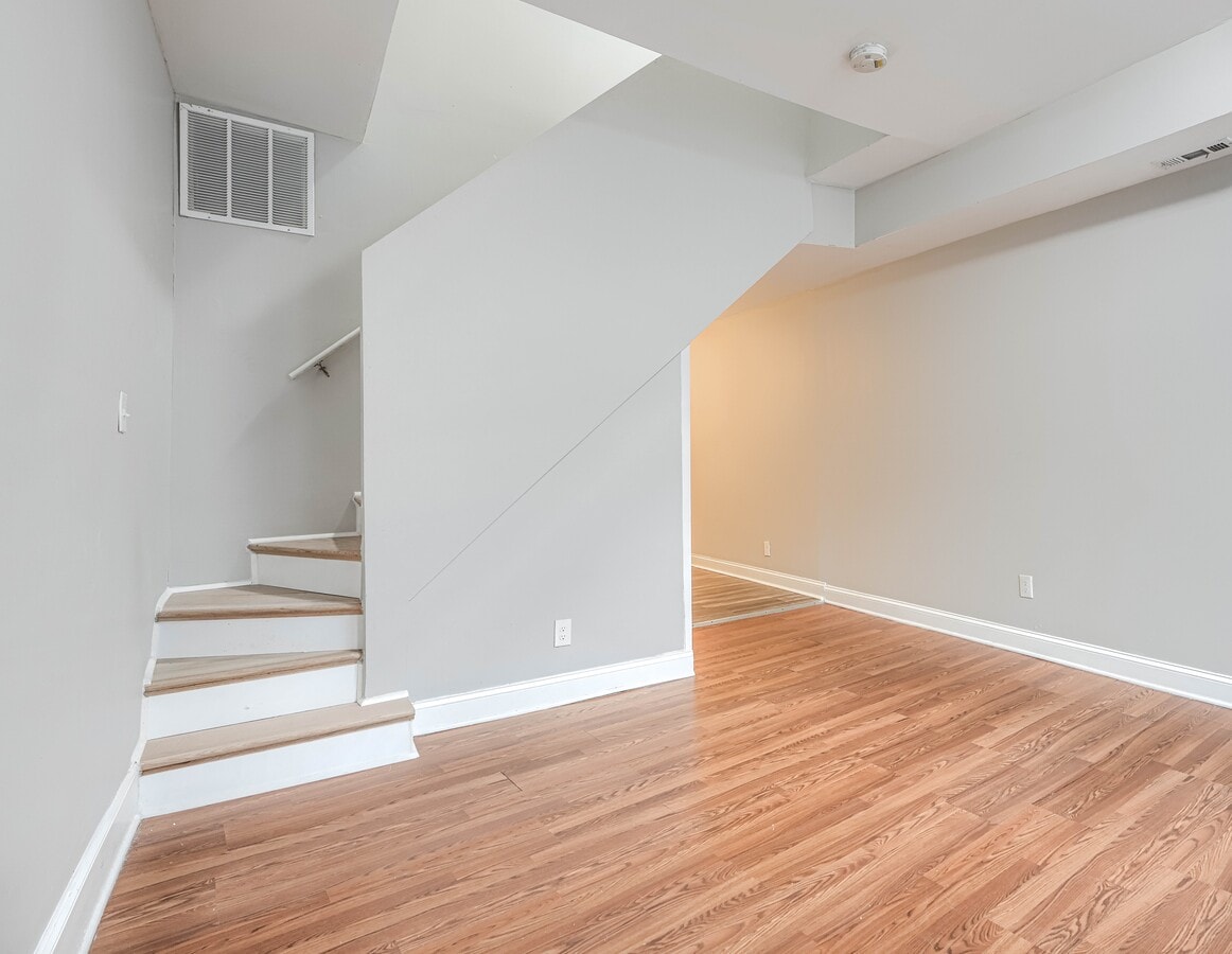 Photo - 2333 McCulloh St