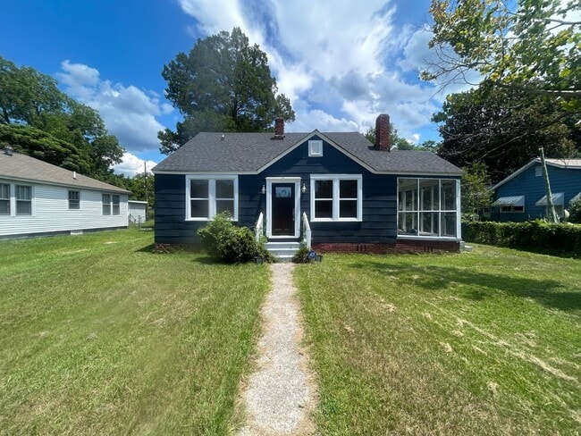 Photo - 910 Lacy St