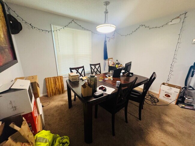 Charming 3-Bed Gem in the Heart of Minneapolis - Cozy Lower level duplex.
