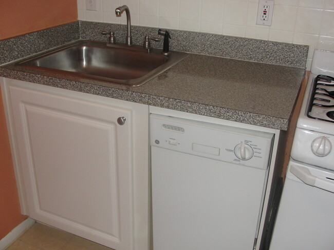 Building Photo - 126 Blue Point Way Unit 110