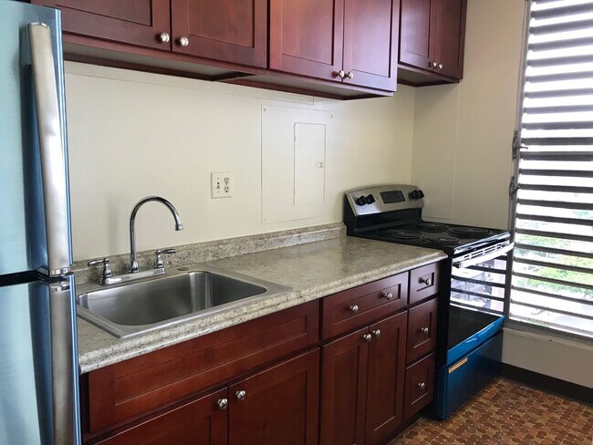 Photo - Piikoi Tower, 1 bdrm, 1 bath, 1 cov'd pkg Unit 1706