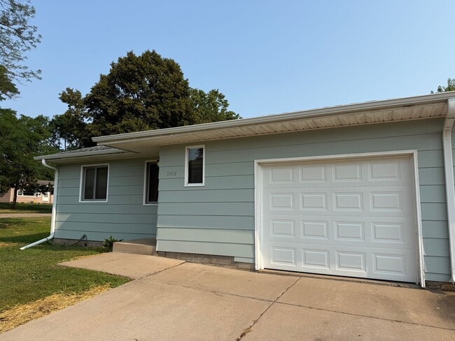 Photo - 2406 Skeels Ave Unidad 2406 Skeels Ave