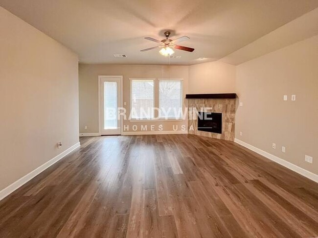 Photo - 9620 Oxbow Ln