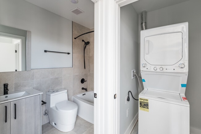 Photo - 918 N Broad St