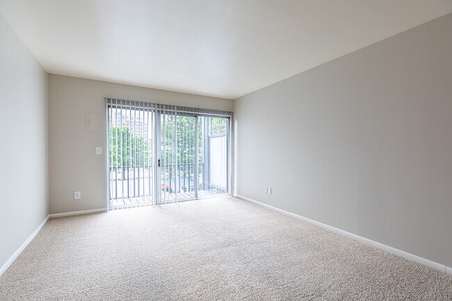 Two Bedroom - Tivoli Apartments