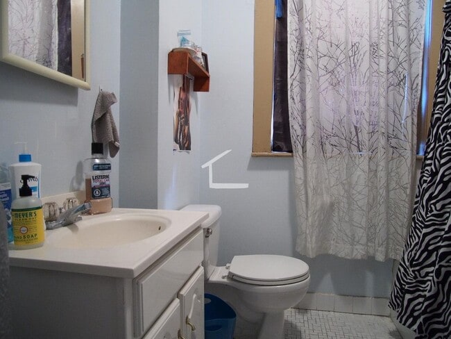 Photo - 14 Glenville Ave