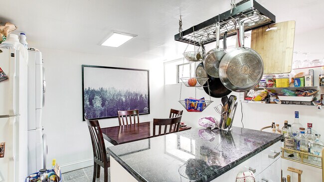 Photo - 724 Kater St Apartment Unit 1