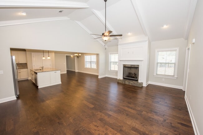 Photo - 2304 Snowshill Ln