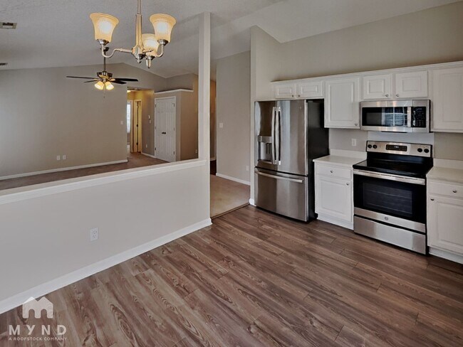 Photo - 7940 Travers Run Dr