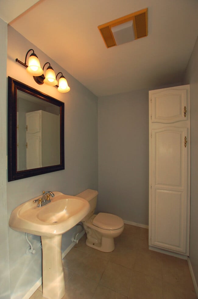 Photo - PRE-LEASING for July! Great 3 Bedroom 2 Bathroom Home Near Texas Tech