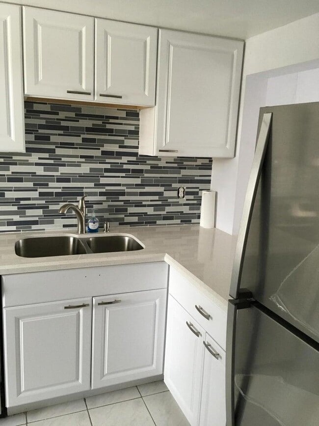 Photo - 2786 Tennis Club Dr Unit 204