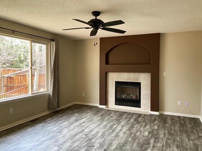 Photo - 4822 Tarcoola Ln