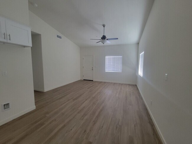 Photo - 8617 Frankie Lou St Unidad 8617 Frankie Lou St  A