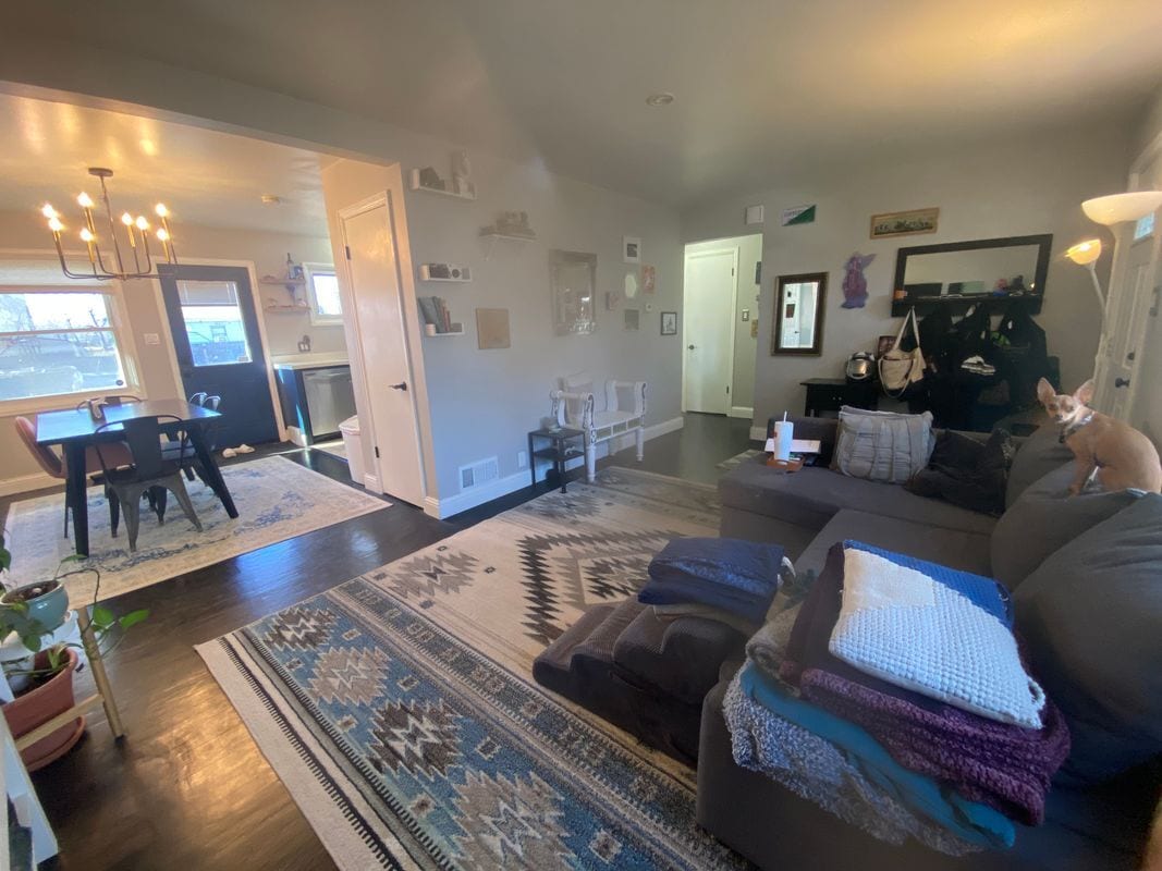 Photo - 905 N Moline St