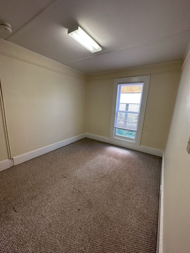 Photo - 9 Lakeview Terrace Unit APT 3