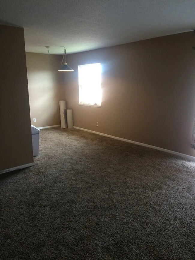 Photo - 405 21st Ave Pl