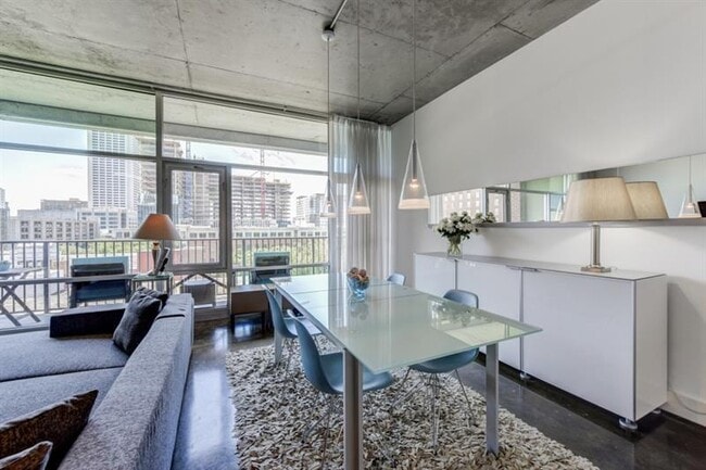 Photo - 845 Spring St NW Unit 522