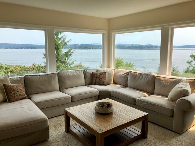 Photo - 3850 50th Ave NE