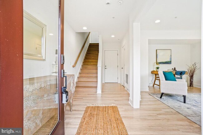 Photo - 3104 Royal Fern Pl