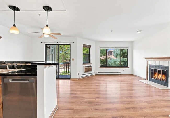 Photo - $2,340.95, 2 Bed 2 Bath Condo in Boulder with In Unit Laundry! Unit #211