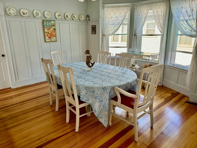 Photo - 73 E St