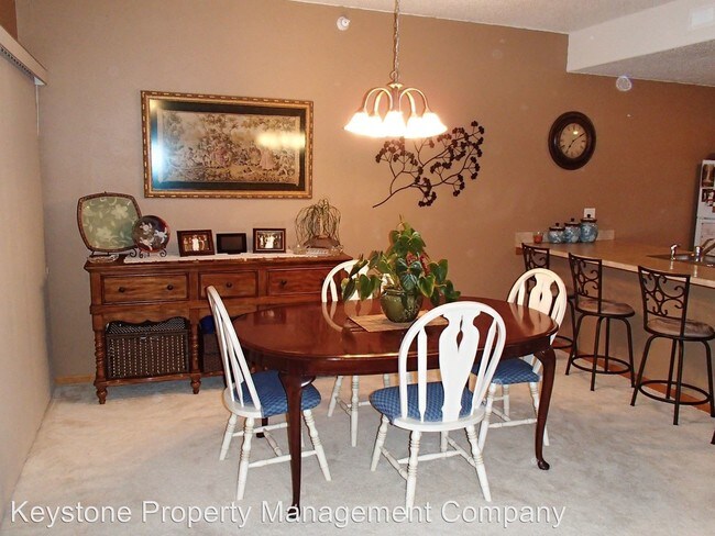 Photo - Studio, 1.5 bath House - 4435 Berkely Lane