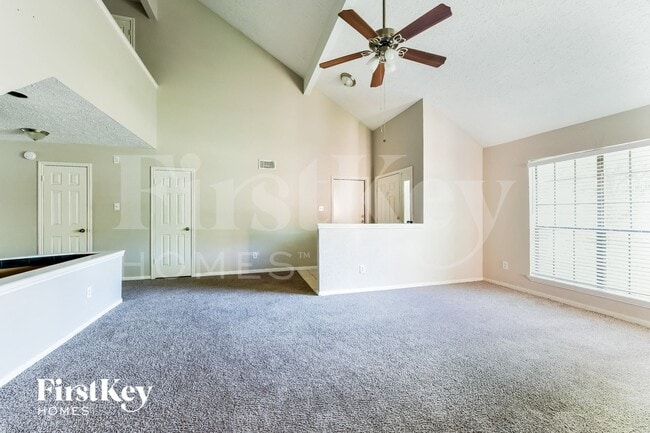 Photo - 8511 Stagewood Dr