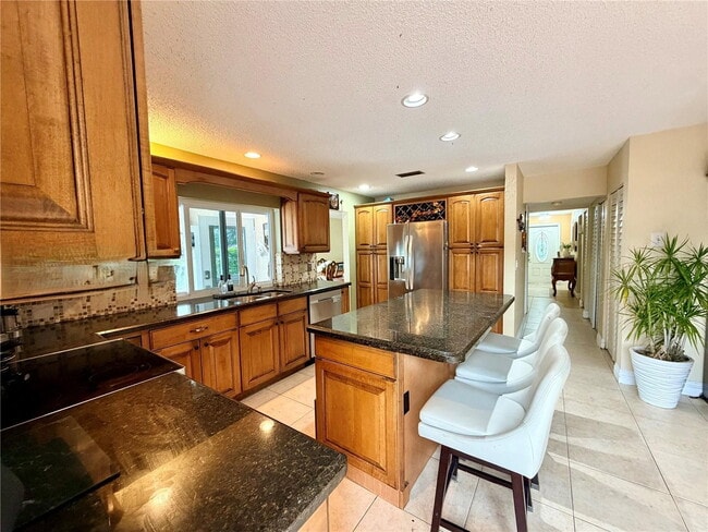 Photo - 2865 Begonia Way