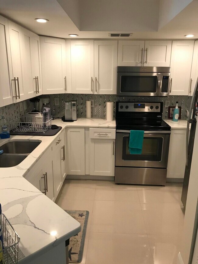 700 Crestwood Ct S Unit 708