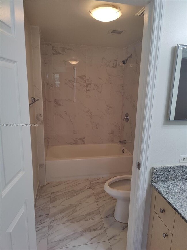 Photo - 2474 Centergate Dr Unit 204