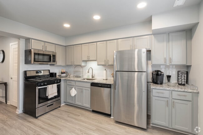 2BR 2BA 1026SF - Williston Apartments & Townhomes