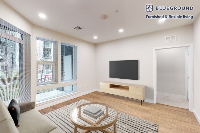 Photo - 290 Mishawum Rd Apartamento Unidad FL5-ID4390A