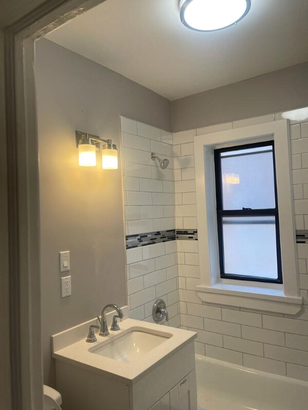 Photo - 6 Pomona Ave Unidad 5E