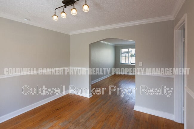 Photo - 128 S St Marks Ave