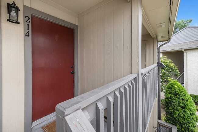 Photo - 1900 Bay Area Blvd Unit 214