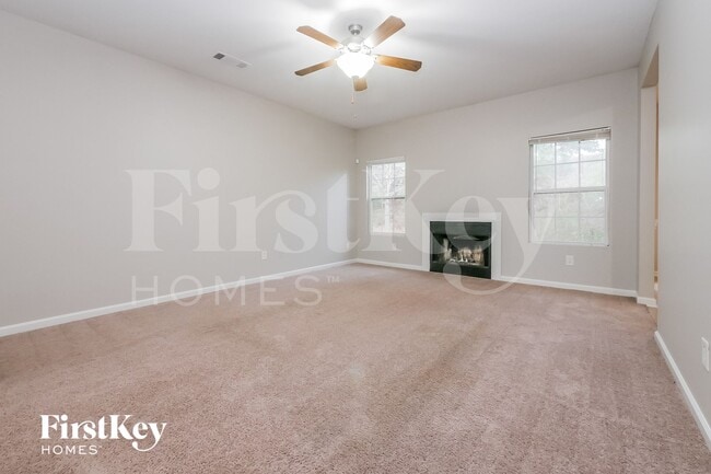 Photo - 5052 Pioneer Pkwy