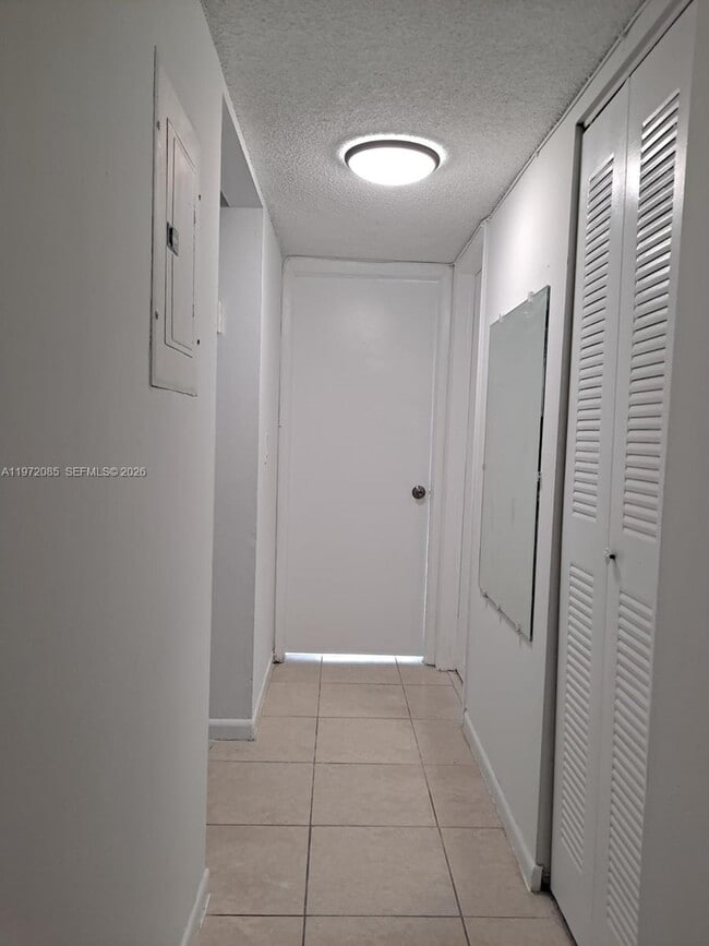 Photo - 2544 Riverside Dr Unit 215