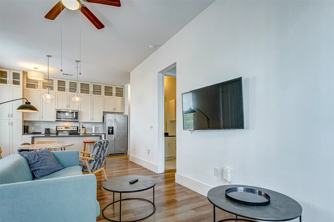 Photo - 1508 Blodgett St Unit 309