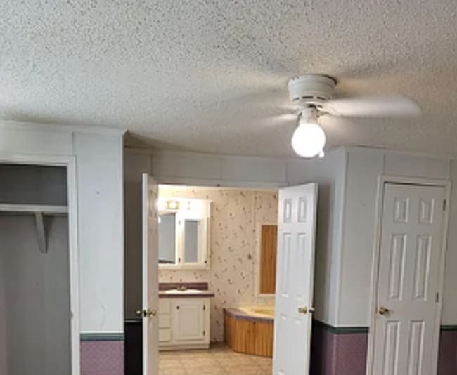 Building Photo - Mobile Home for rent St. Marys