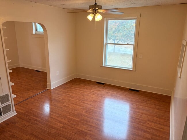 Photo - 2-Story 4 Bed/2 Bath Home with Basement & W/D