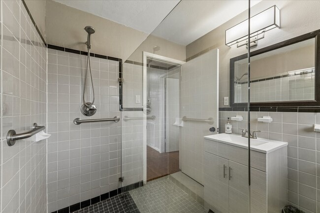 Photo - 510 S Belknap St