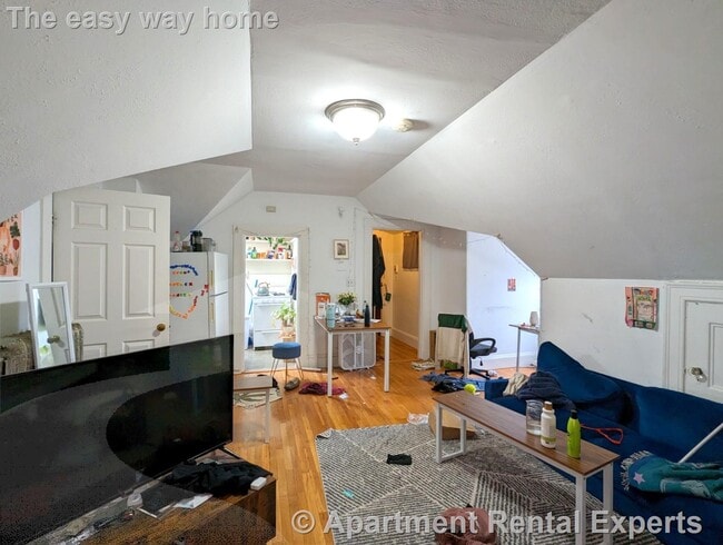 Photo - 44 Central St Unit #6