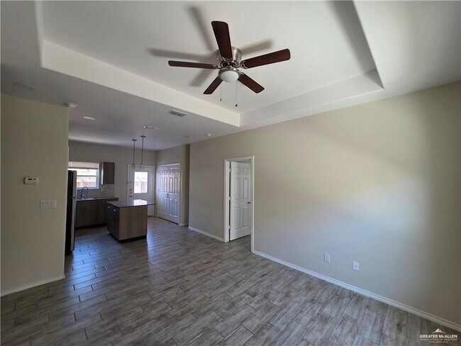 11 Hiawatha Dr Unit 3