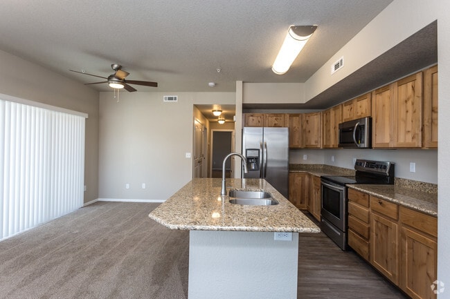 2BR, 2BA - Oxford - Pelican Bluff
