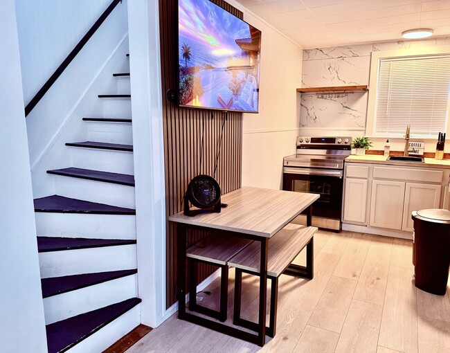 Photo - 163 Broadway Unit 2