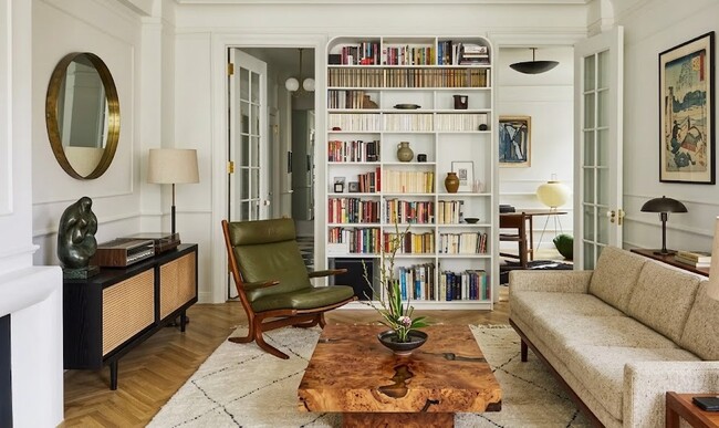 Photo - 164 W 88th St