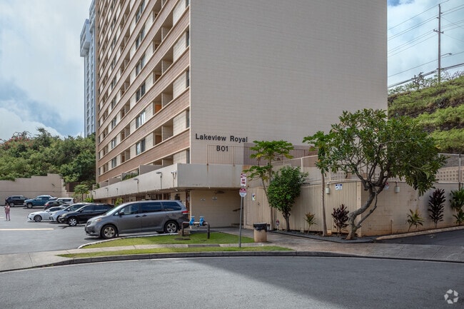 Photo - Lakeview Royal